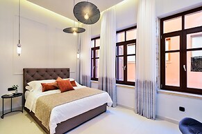 Neorion Living_old Harbour