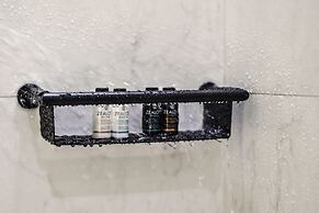 Neorion Living_old Harbour