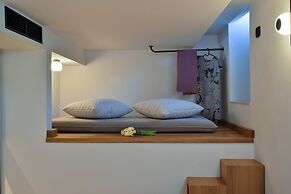 Neorion Living_old Harbour