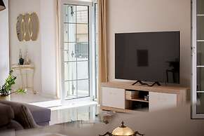 The White Marble Luxury City Apt