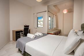 The White Marble Luxury City Apt