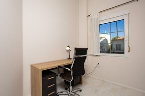 The White Marble Luxury City Apt