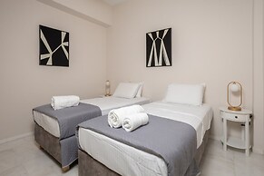 The White Marble Luxury City Apt