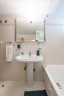 The White Marble Luxury City Apt