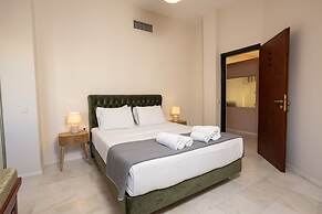 The White Marble Luxury City Apt