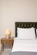 The White Marble Luxury City Apt