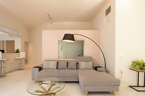 The White Marble Luxury City Apt