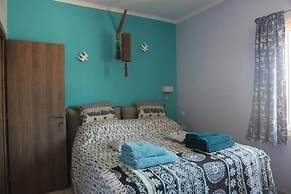 Casa Anthos Free Parking