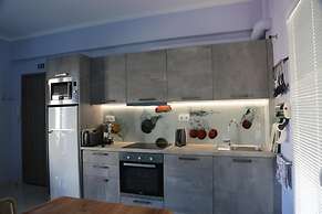 Casa Anthos Free Parking