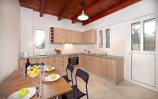 Villa Konstantinos Hilltop Vineyard Escape