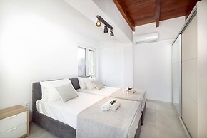 Villa Konstantinos Hilltop Vineyard Escape