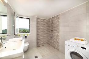 Villa Konstantinos Hilltop Vineyard Escape