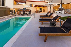 Luxury Villa Platon With Private Pool