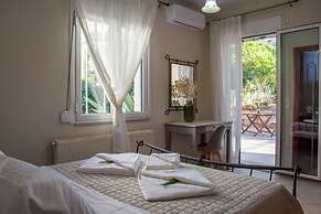 Casa Anthea 3 Bedroom Apartment With Garden