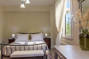 Casa Anthea 3 Bedroom Apartment With Garden