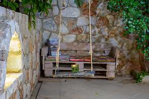 Casa Anthea 3 Bedroom Apartment With Garden