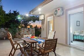 Casa Anthea 3 Bedroom Apartment With Garden