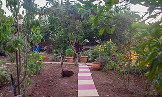 Casa Anthea 3 Bedroom Apartment With Garden