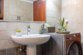 Casa Anthea 3 Bedroom Apartment With Garden