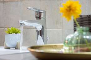 Casa Anthea 3 Bedroom Apartment With Garden