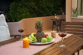 Casa Anthea 3 Bedroom Apartment With Garden