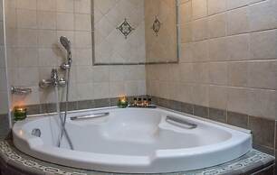 Casa Anthea 3 Bedroom Apartment With Garden