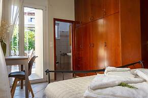 Casa Anthea 3 Bedroom Apartment With Garden