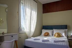 Casa Anthea 3 Bedroom Apartment With Garden