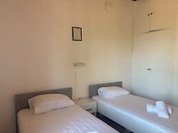 Olga's Sea View Studios -500m from Ipsos