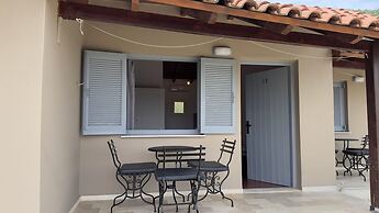 Olga's Sea View Studios -500m from Ipsos