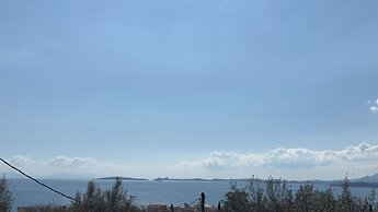 Olga's Sea View Studios -500m from Ipsos