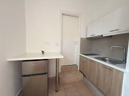 Olga's Sea View Studios -500m from Ipsos