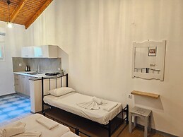 Olga's Sea View Studios -500m from Ipsos