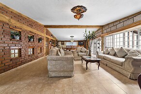 Family Chalet in Villa Vicente 4 BR