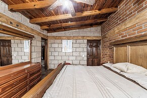 Family Chalet in Villa Vicente 4 BR