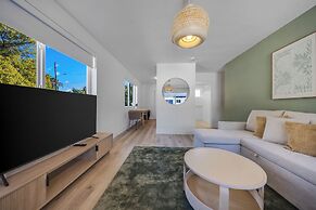 1-BR retreat in the City Centre