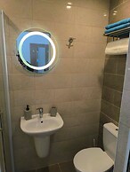 Hotel room next to Central Station