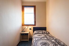 Charming Townhouse With Pool and Garden