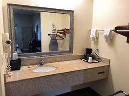 Executive Inn & Suites