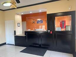 Executive Inn & Suites
