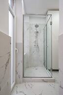 Elegant & Bright 2BR Condos - Steps from Old Town