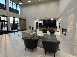 Best Western Plus Neepawa Hotel