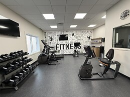 Best Western Plus Neepawa Hotel
