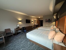 Best Western Plus Neepawa Hotel