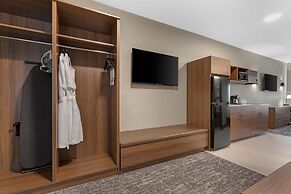 Best Western Plus Neepawa Hotel