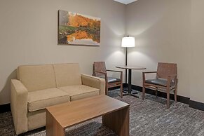 Best Western Plus Neepawa Hotel