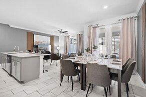 Stylish 4BR Home Near Disney With Themed Rooms