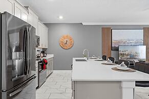 Stylish 4BR Home Near Disney With Themed Rooms