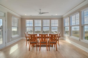 Baileys Blue Ocean View