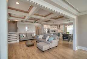 Baileys Blue Ocean View